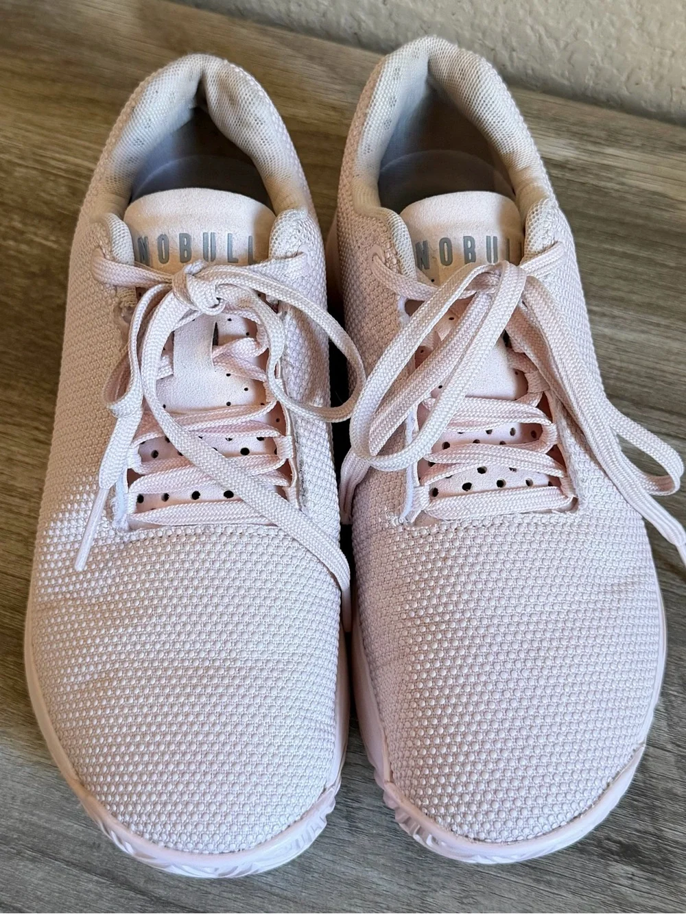 NOBULL Outwork Edge Shoes Light Pink Womens Size 8.5